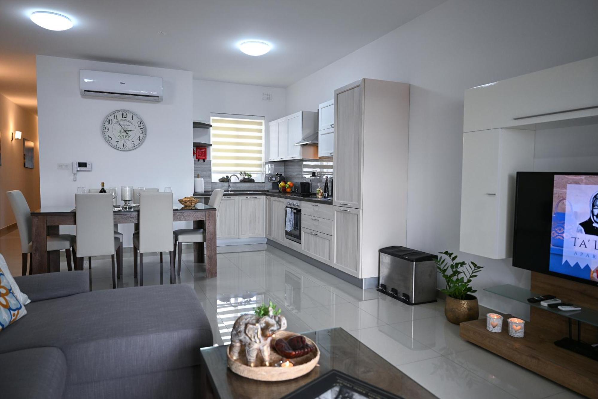 Fl 3 Ta'Lonza Luxury With Hot Tub By Homely Mellieha Exterior foto